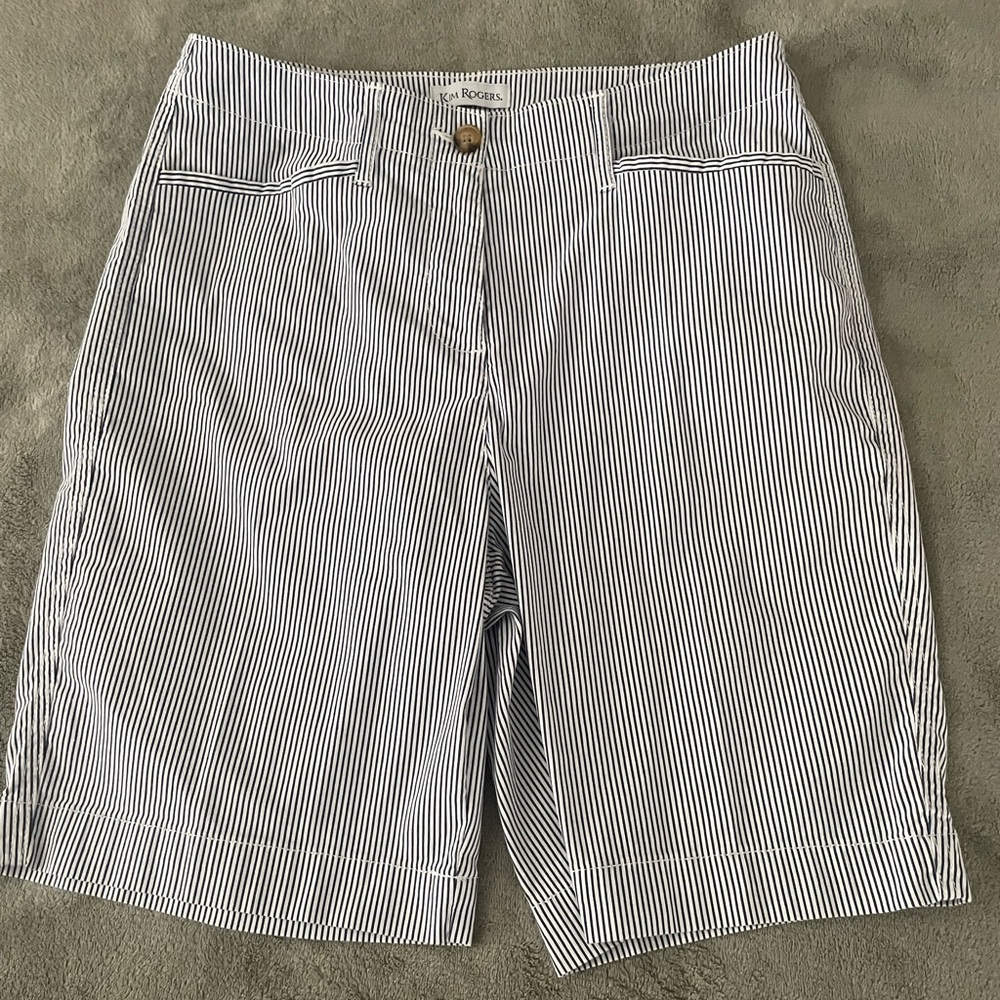 Kim Rogers shorts - size 8